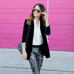 NWOT - Express Black Velvet Boyfriend Blazer